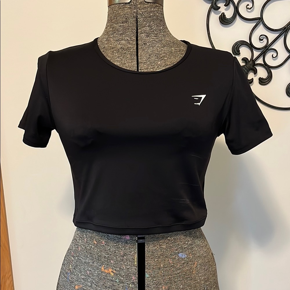Gymshark Black Crop Fitted Short Sleeve Tee, M